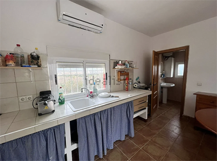 Paraje De Los Coloraos, Almería 04200, 1 Bedroom Bedrooms, 1 Room Rooms,2 BathroomsBathrooms,Cortijo,En Venta,Paraje De Los Coloraos,1184
