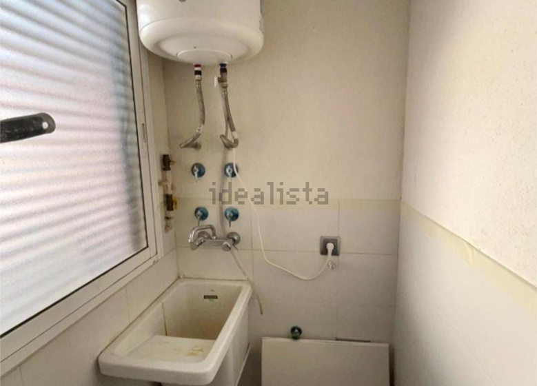 Piso en venta en Calle Sierra de Gádor, Almería, 3 Habitaciones Habitaciones, 0 ,1 BañoBaño,Piso,En Venta,Piso en venta en Calle Sierra de Gádor,0,1016