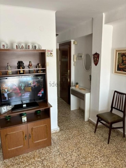 Piso en venta en Calle Abrucena, Almería, 3 Habitaciones Habitaciones, 0 ,1 BañoBaño,Piso,En Venta,Piso en venta en Calle Abrucena,0,1055