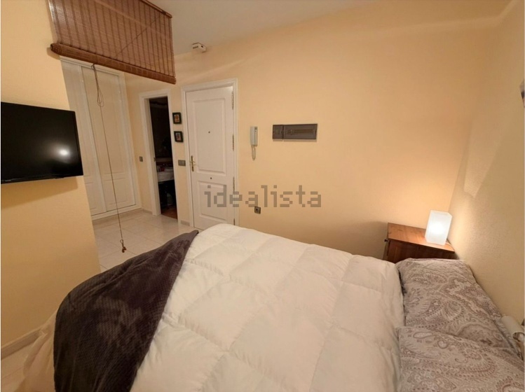 Piso en venta en Calle las Encinas, Almería, 1 Dormitorio Habitaciones, 0 ,1 BañoBaño,Piso,En Venta,Piso en venta en Calle las Encinas,0,1057