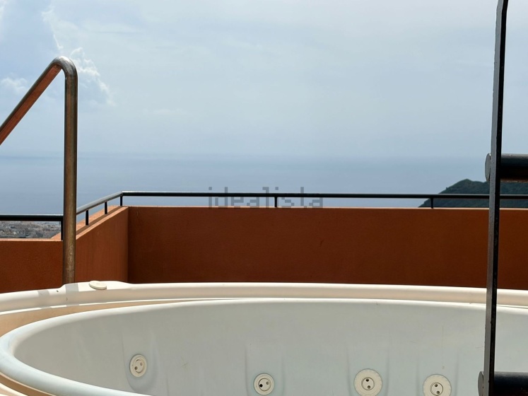 Piso en venta en Calle las Encinas, Almería, 1 Dormitorio Habitaciones, 0 ,1 BañoBaño,Piso,En Venta,Piso en venta en Calle las Encinas,0,1057