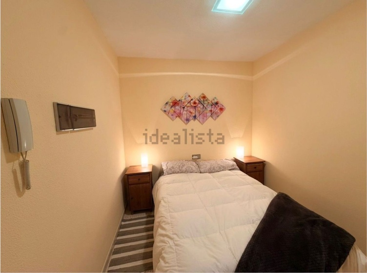 Piso en venta en Calle las Encinas, Almería, 1 Dormitorio Habitaciones, 0 ,1 BañoBaño,Piso,En Venta,Piso en venta en Calle las Encinas,0,1057