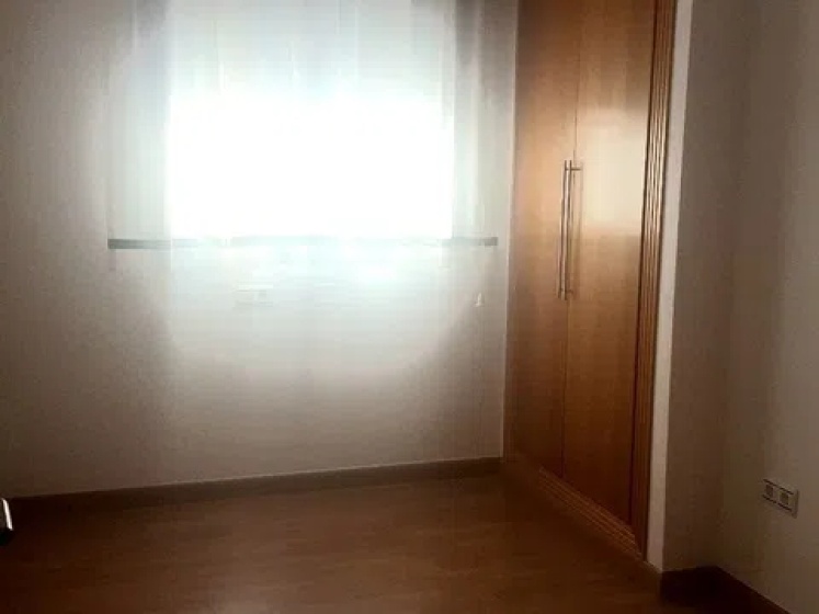 Almería, 0 , 3 Habitaciones Habitaciones,2 BañoBaño,Piso,En Venta,0,1066