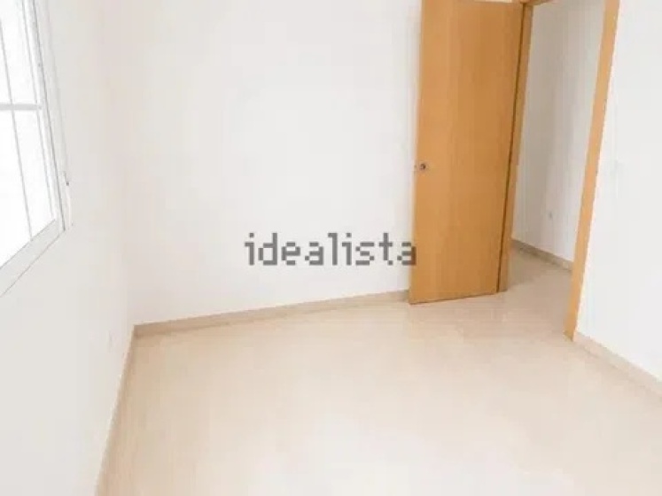 Almería, 0 , 2 Habitaciones Habitaciones,1 BañoBaño,Piso,En Venta,2,1080