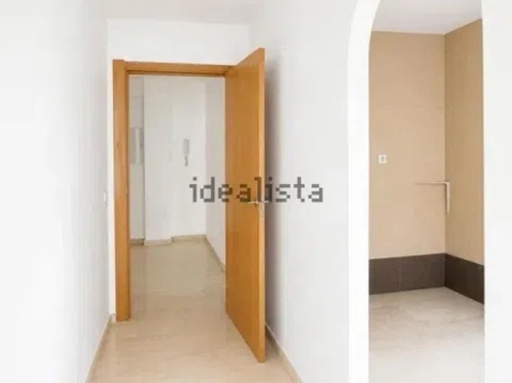 Almería, 0 , 2 Habitaciones Habitaciones,1 BañoBaño,Piso,En Venta,2,1080